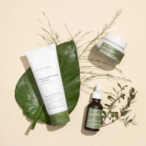 Espuma Facial Mary & May Houttuynia Cordata Tea Tree 150mL Calmante