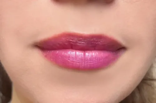 Dots Balsamo Labial Con Color Plum Shimmer No Blackberry