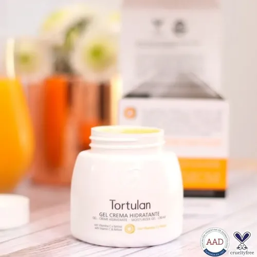 Tortulan Gel Crema Hidratante con Vit. C y Retinol x 110ml