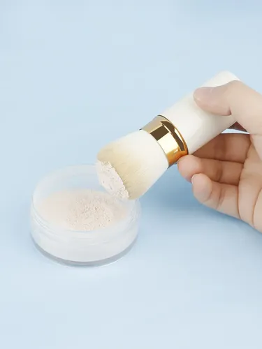 1 Cepillo Telescópico Pequeño Blanco Con Embalaje De Pu