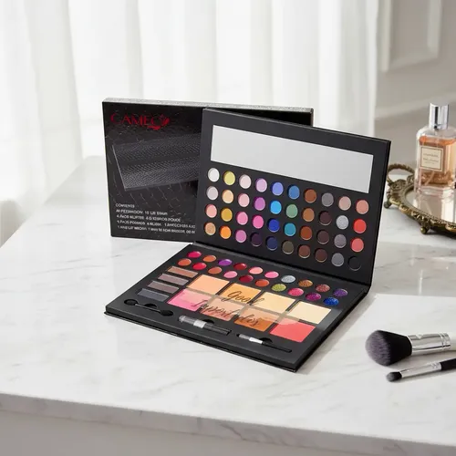 Paleta De Sombras Glitter Labiales En Crema Blush Cameo