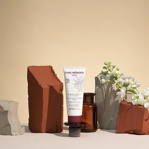 Mascarilla De Kaolín Y Flores Cinq Mondes 2 Oz