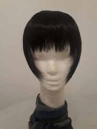 Flequillos Modelados En Cabello Orgánico Bitono Con Broche