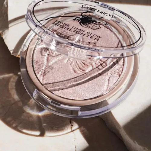 Iluminador En Polvo Compacto Catrice 5.67g Rayo Supremo Rosa