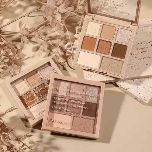Novo Eyeshadow Paleta Of Eight Colores