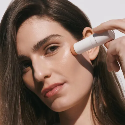 Stick Iluminador Goop Beauty Glow Skin Sunny 8 Ml