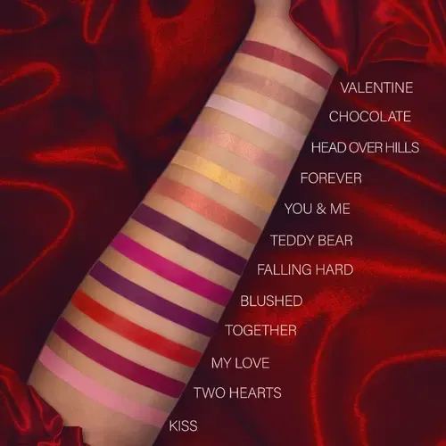 Ckm- Paleta De Sombras- In Love