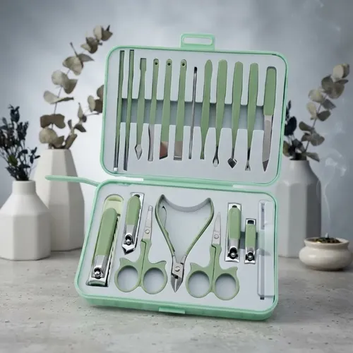 Kit Manicuría Y Pedicuría Profesional 20 Piezas Estuche Plas