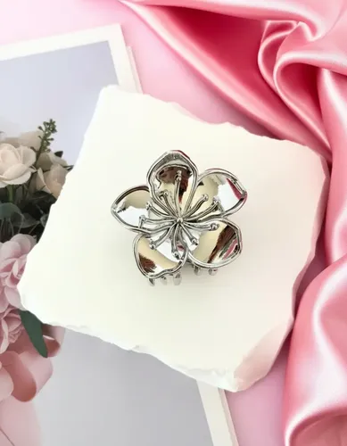 Hebilla Broche Gancho Para El Pelo Forma De Flor En Colores