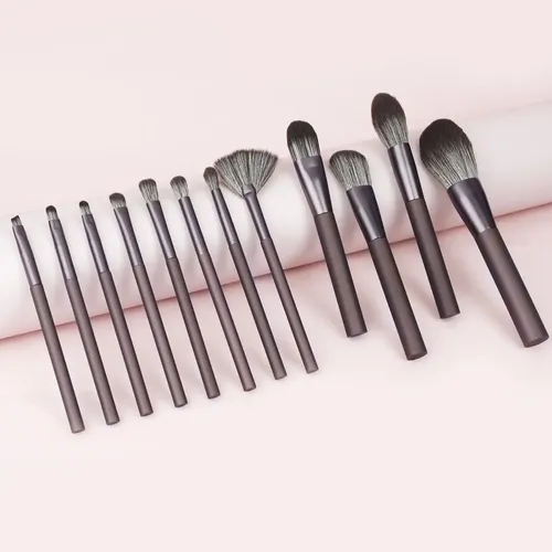 Juego De 12 Pinceles De Maquillaje Sakura