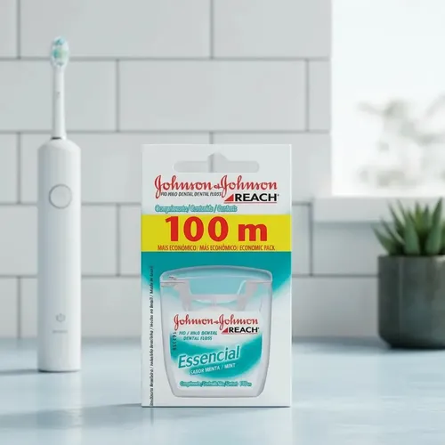 Hilo dental Johnson y Johnson Reach essencial sabor menta 100m