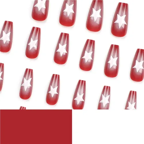 Uñas Decoradas Con Estrellas Rojas De Cinco Puntas