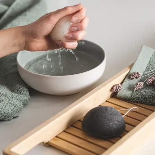 Konjac Esponja Vegetal Facial De Carbon Pieles Grasas Pollie
