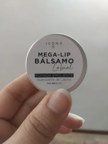 Kit Balsamo Y Exfoliante Labial Mega-lip Icono