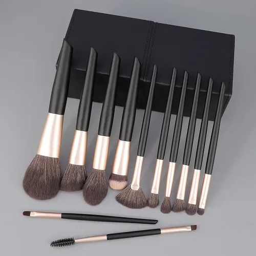 Set De 12 Brochas Negras Y Doradas Con Balde
