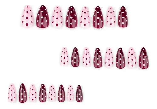 Uñas Artificiales En Tono Albaricoque Con Lunares Rojos.