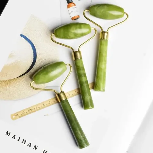 Masajeador Facial Corporal Rodillo Piedra Roller Jade Verde