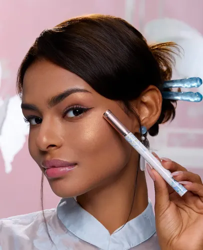 Flower Known Butterfly Cloud Collar Liquid Eyeliner