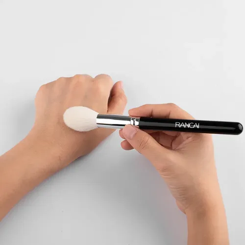Pincel Iluminador Pequeño,pincel Maquillaje En Forma Llama
