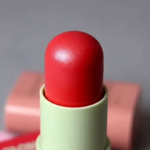 Kiss Beauty Rubor En Barra Formato Práctico Para Mujer