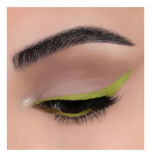 Delineador Retráctil Jeffree Star Verde Mate de Larga Duración