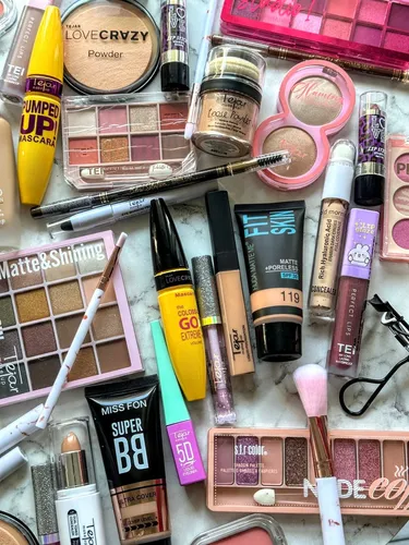 Combo Maquillaje X 50 Unidades Box Completo Makeup P/ Regalo