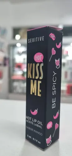 Labial Bálsamo Kiss Me Lipstick Hot Lip Oli Sabor Mango