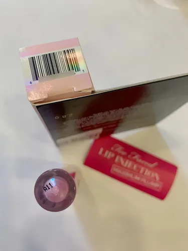 Brillo Labial + Volumen Lip Injection Travel Size Max Plump Color Rosa