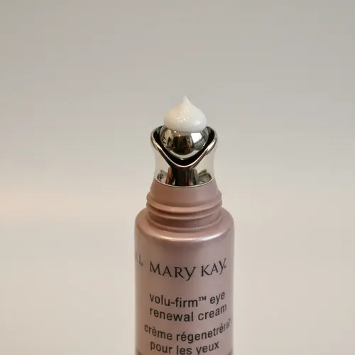 Crema Reafirmante Contorno De Ojos Timewise Repair Volu Firm