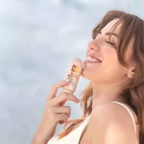 Protector Facial Rayito Sol Fluido Color Summer Glow 50g T2