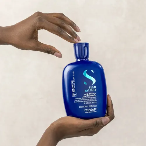 Shampoo Alfaparf Semi Di Lino Brunette Anti-orange X 250ml.