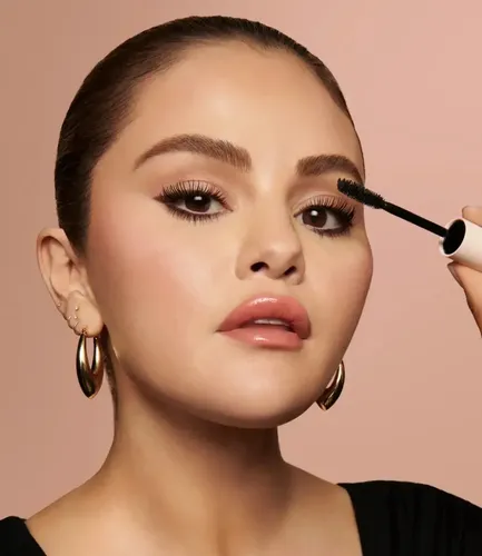 Mascara De Pestañas Rare Beauty Perfect Strokes Negro