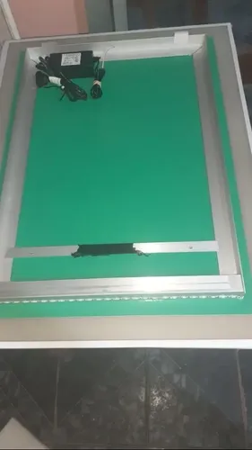 Espejo Con Luz Led 80 X 60 Cm Para Baño. Con Guarda Esmerila