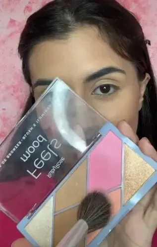 Paleta De Bronzer Rubor Iluminador Feels Mood Ruby Rose