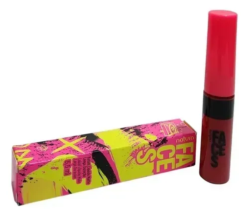 Lápiz labial líquido mate Red Love de Natura Faces, 5,5 ml, Red Love