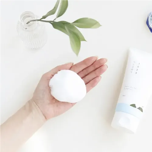 Espuma Limpiadora Round Lab 1025 Dokdo Cleanser.