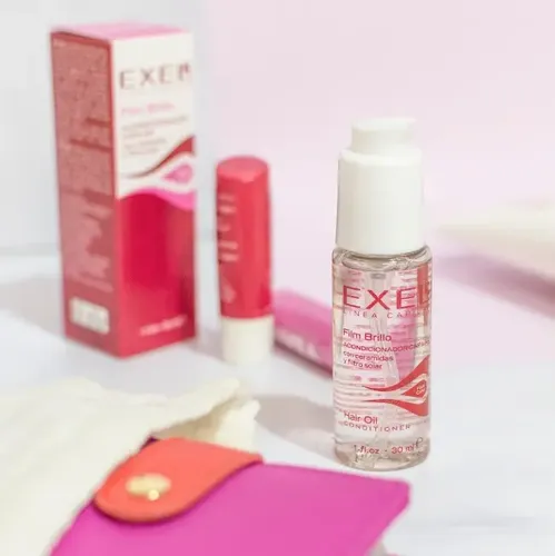 Film Brillo Acondicionador Con Ceramidas Y Filtro Solar Exel