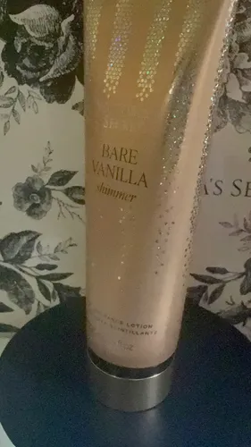 Victoria’s Secret Body Lotion Crema Bare Vanilla Shimmer Bare Vainilla