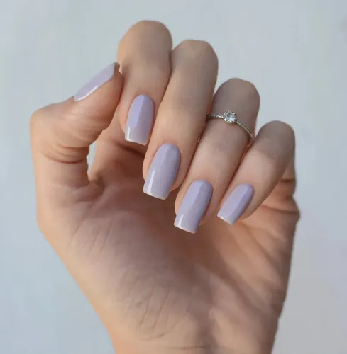 Esmalte Semipermanente – Lola Lavanda / Lila Claro