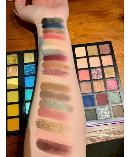 Paleta Sombras Bestland 72 Colores 4 En 1 Ultra Pigmentada