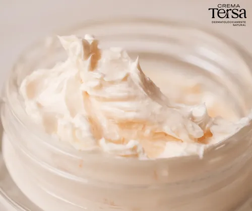 Mzcrema Tersa Despigmentante Quita Manchas Acné Paño De 40gm