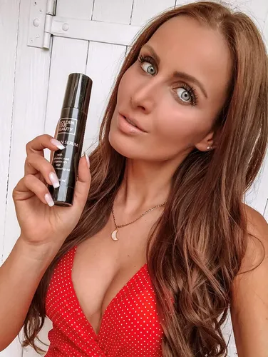 Bronceador Facial – Serum Autobronceador Con Ácido Hialuró..
