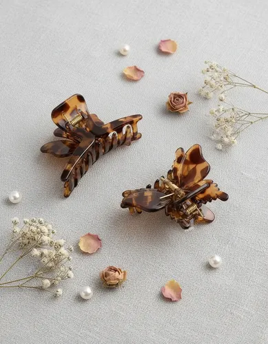 Broche De Pelo X 2 Flor Mariposa Carey 5×5 Cm. Y 3 Cm. Ancho