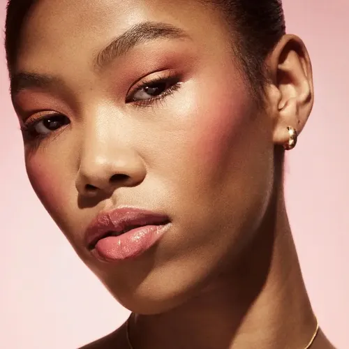 Rubor Crema Fenty Beauty Cheeks Out Tono Riri Luminoso 3g