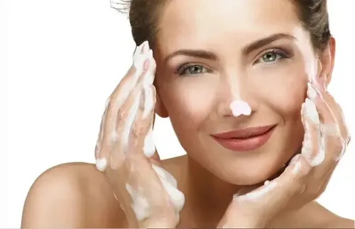 Lumi Clean Gel De Limpieza Con Mandélico Prodermic X 150ml.