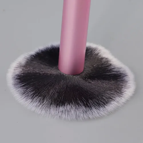 Set De 8 Pinceles De Maquillaje Rt Con Estuche