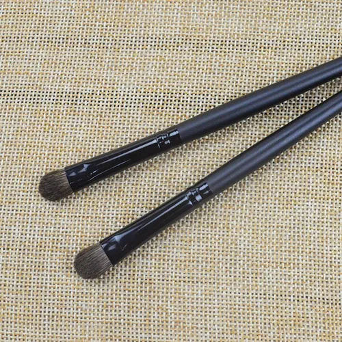 Set De Brochas Para Ojos Con Mango De Madera