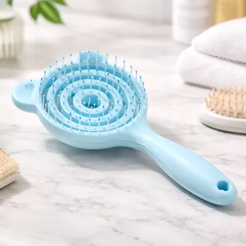 Cepillo Trendy Color Celeste Para Un Cabello Radiante