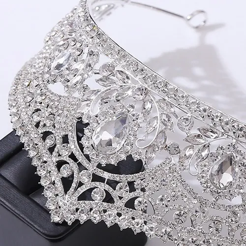 Accesorio De Pelo Para Niñas Y Mujeres Con Corona De Reina P