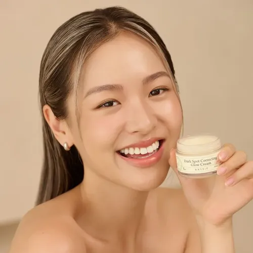 Aacrema Facial Correctora De Manchas Oscuras Y Antimanchasss
